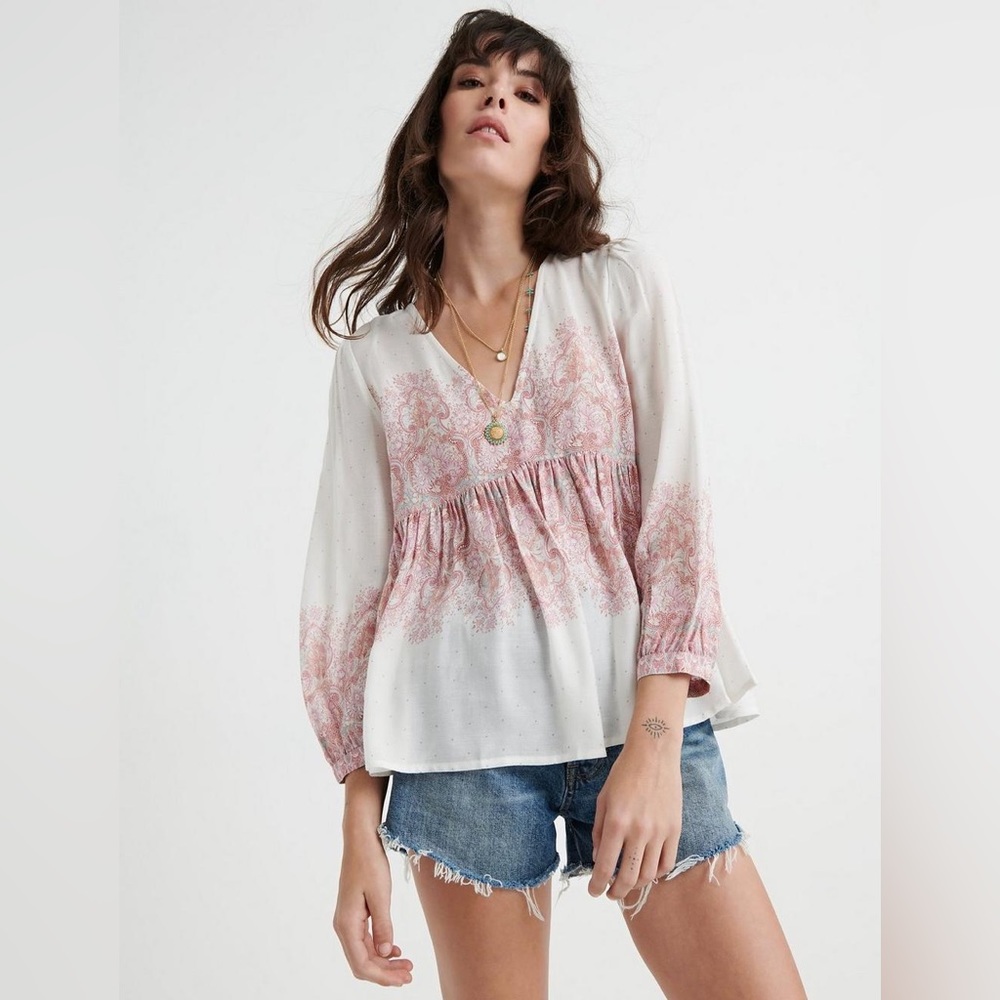 LUCKY BRAND • mixed paisley print top size large